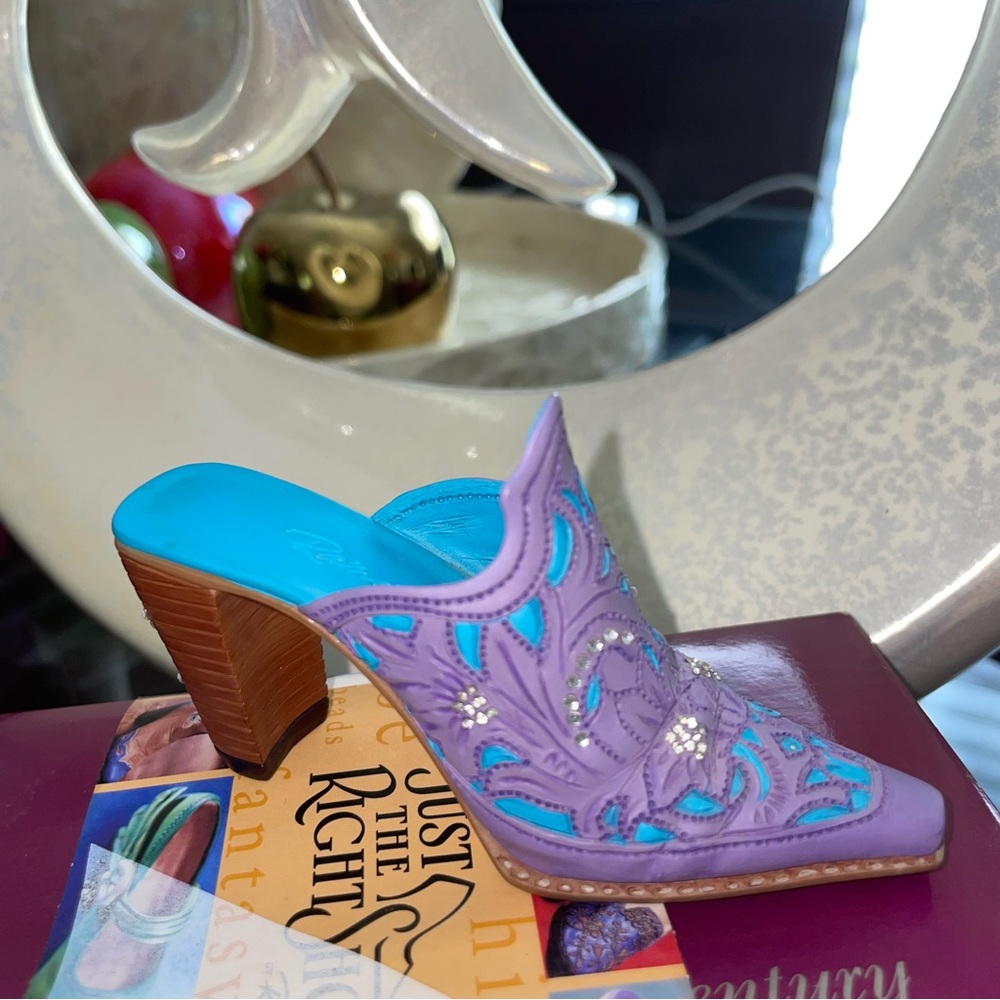 Just The Right Shoe NWB! ‘Lone Star’ By Lorraine Vial (Raine)